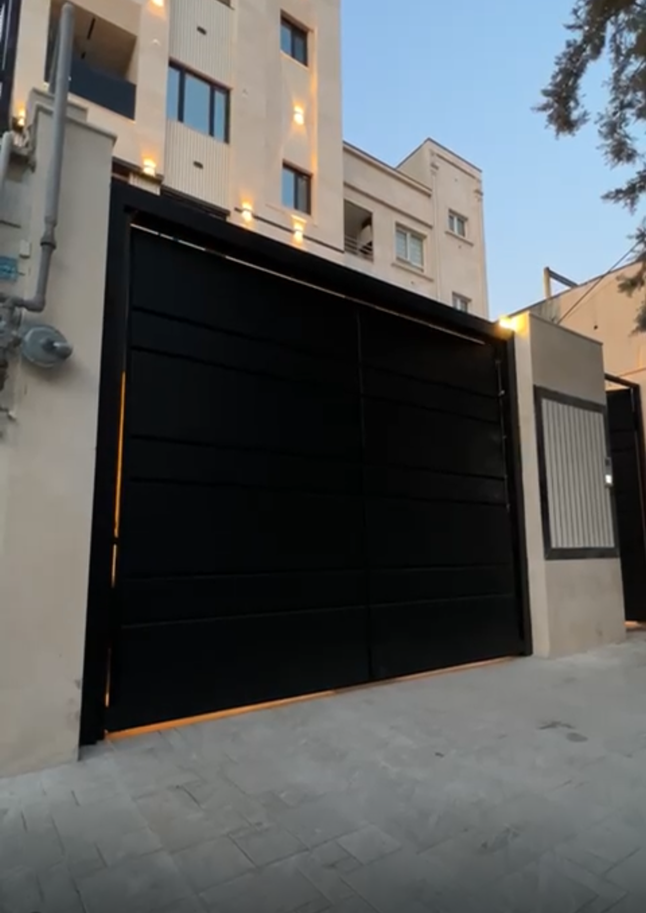 درب مدرن پارکینگی